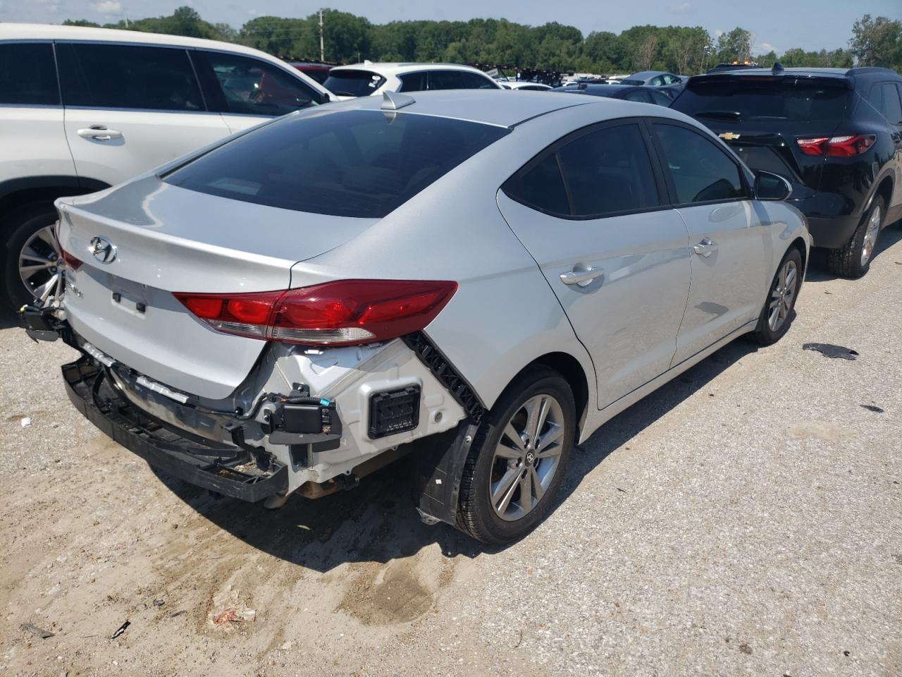 2018 Hyundai Elantra Sel - Фото 3