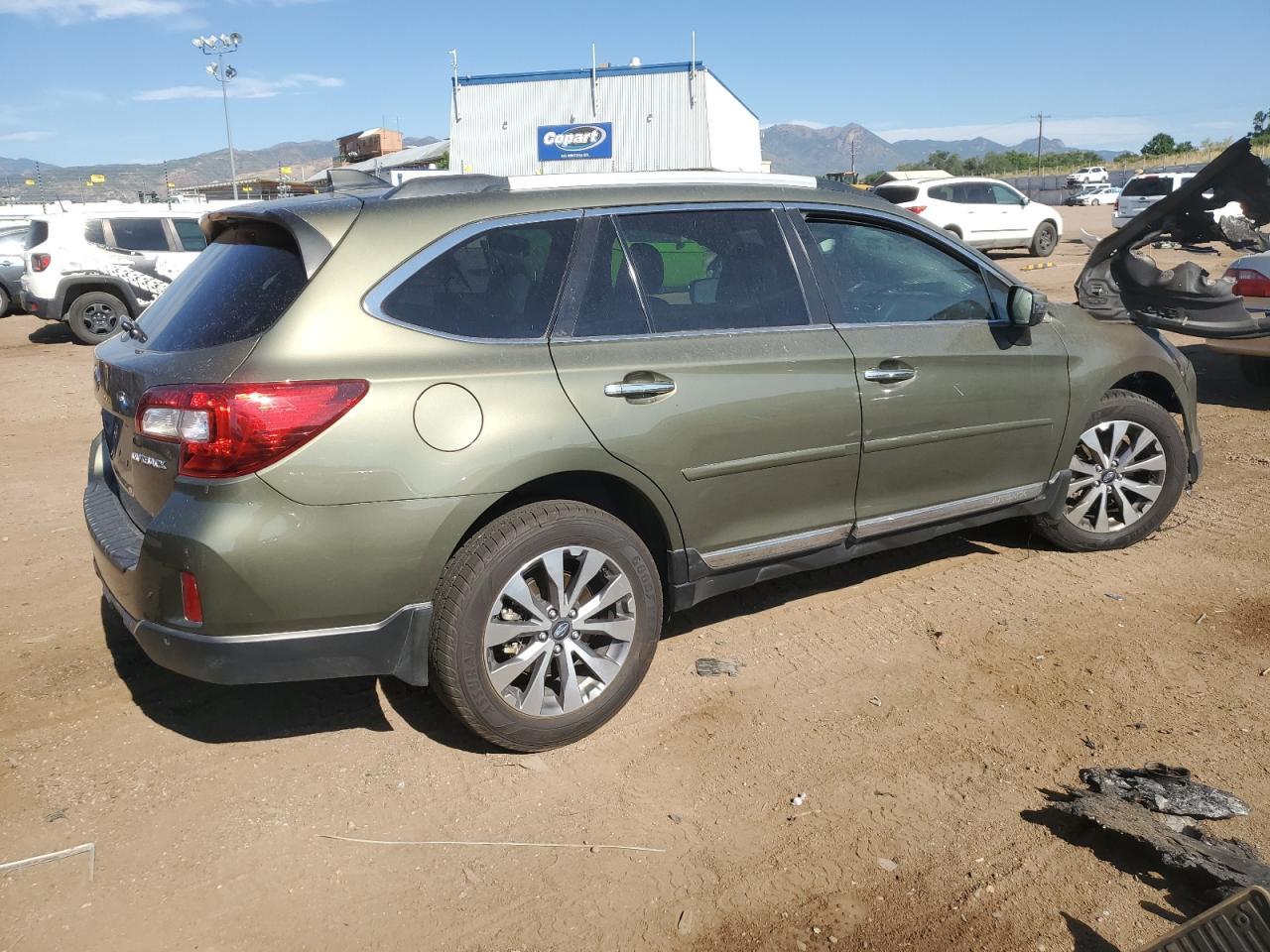 2017 Subaru Outback Touring - Image 3