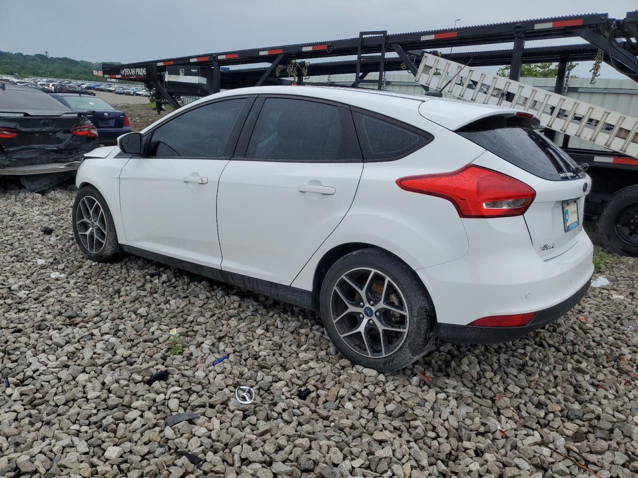 2018 Ford Focus Sel - Image 2