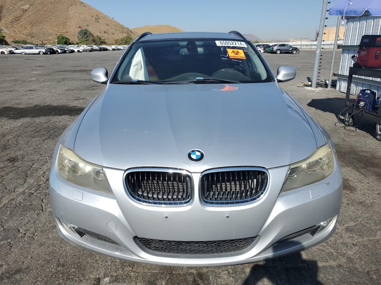 2011 BMW 328 Xi - Image 5