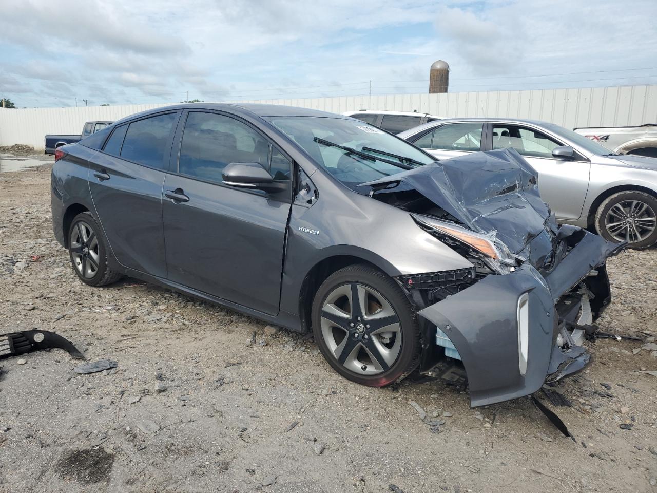 2022 Toyota Prius Night Shade - Image 4