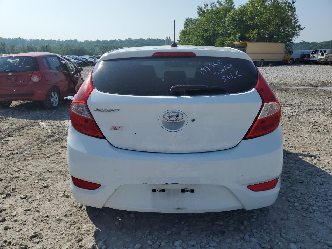 2017 Hyundai Accent Se - Фото 6