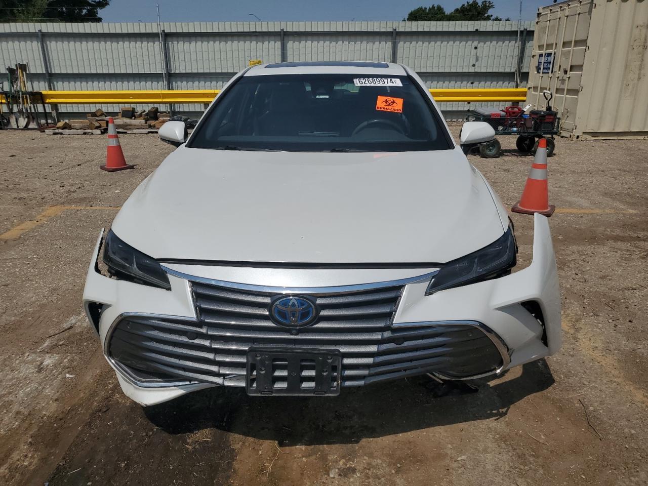 2021 Toyota Avalon Limited - Фото 5