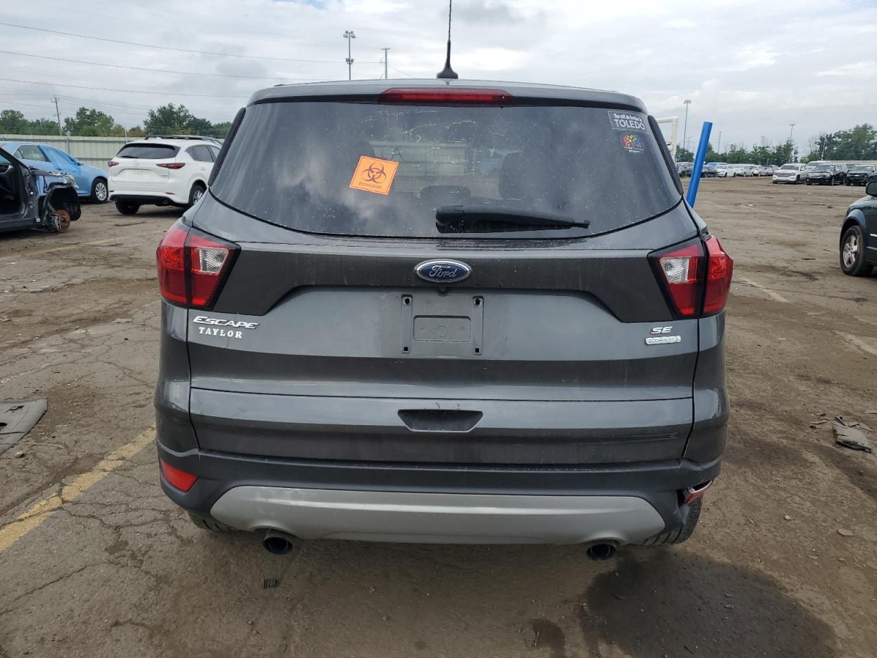 2019 Ford Escape Se - Фото 6