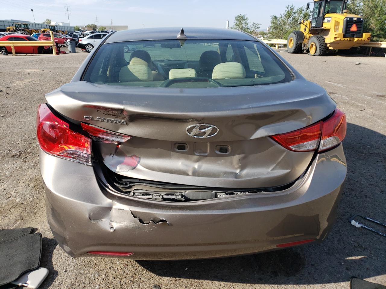 2013 Hyundai Elantra Gls - Image 6