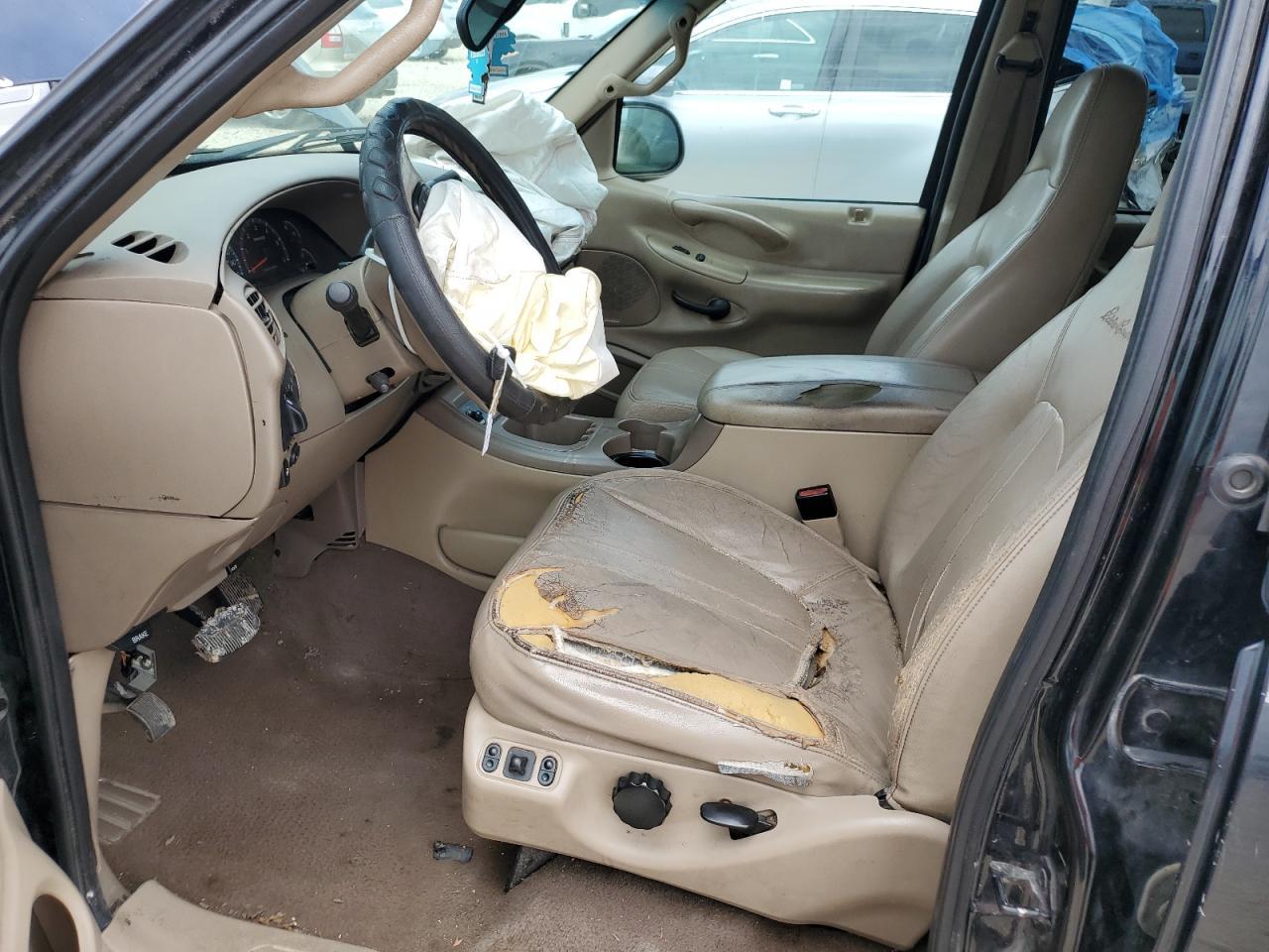 2001 Ford Expedition Eddie Bauer - Image 7