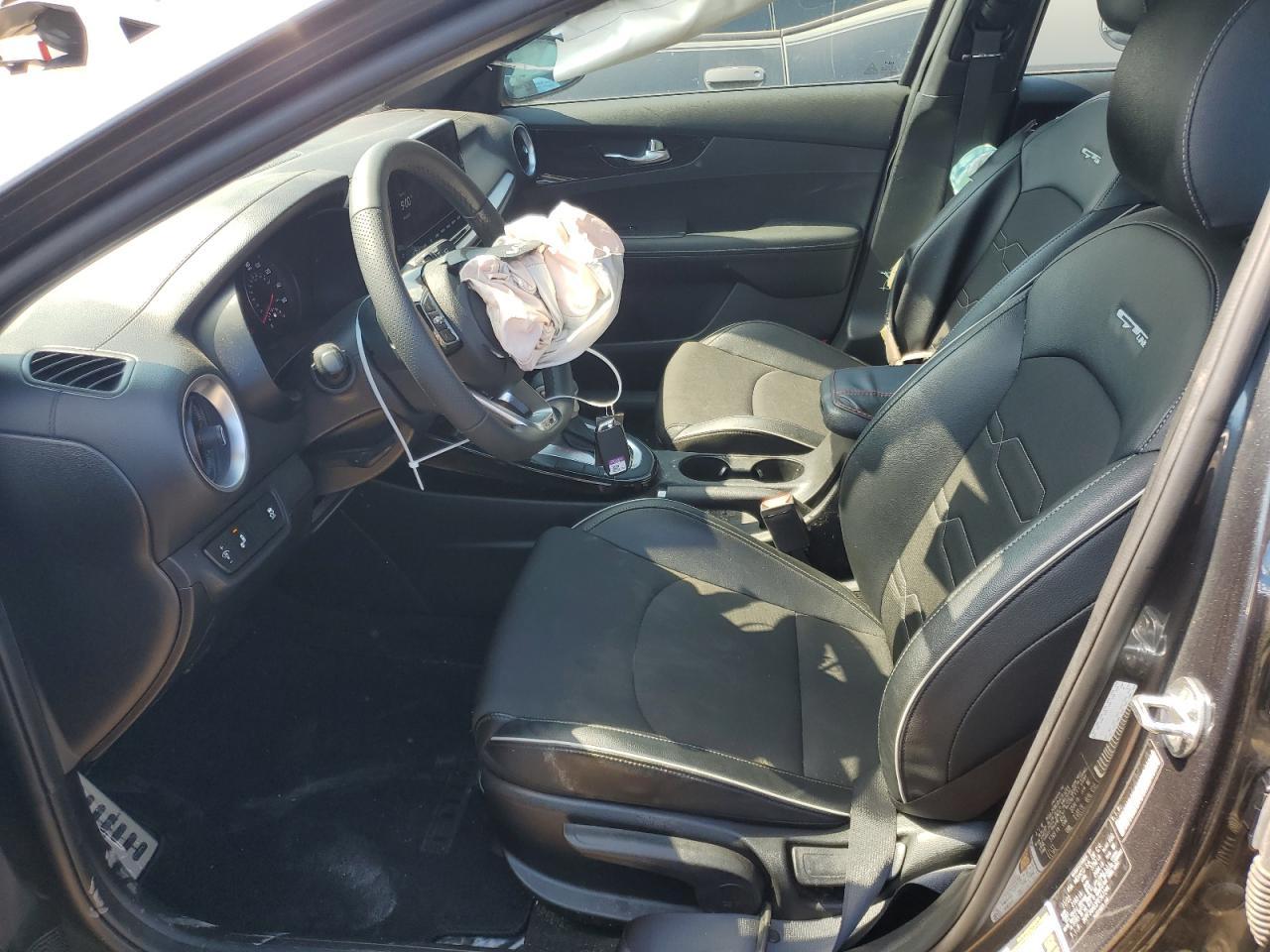2023 Kia Forte Gt Line - Фото 7