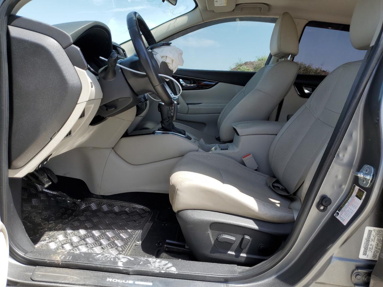 2017 Nissan Rogue Sport S - Image 7