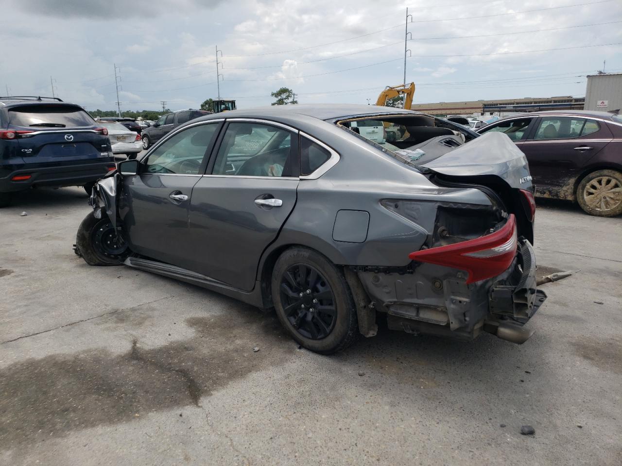 2018 Nissan Altima 2.5 - Image 2