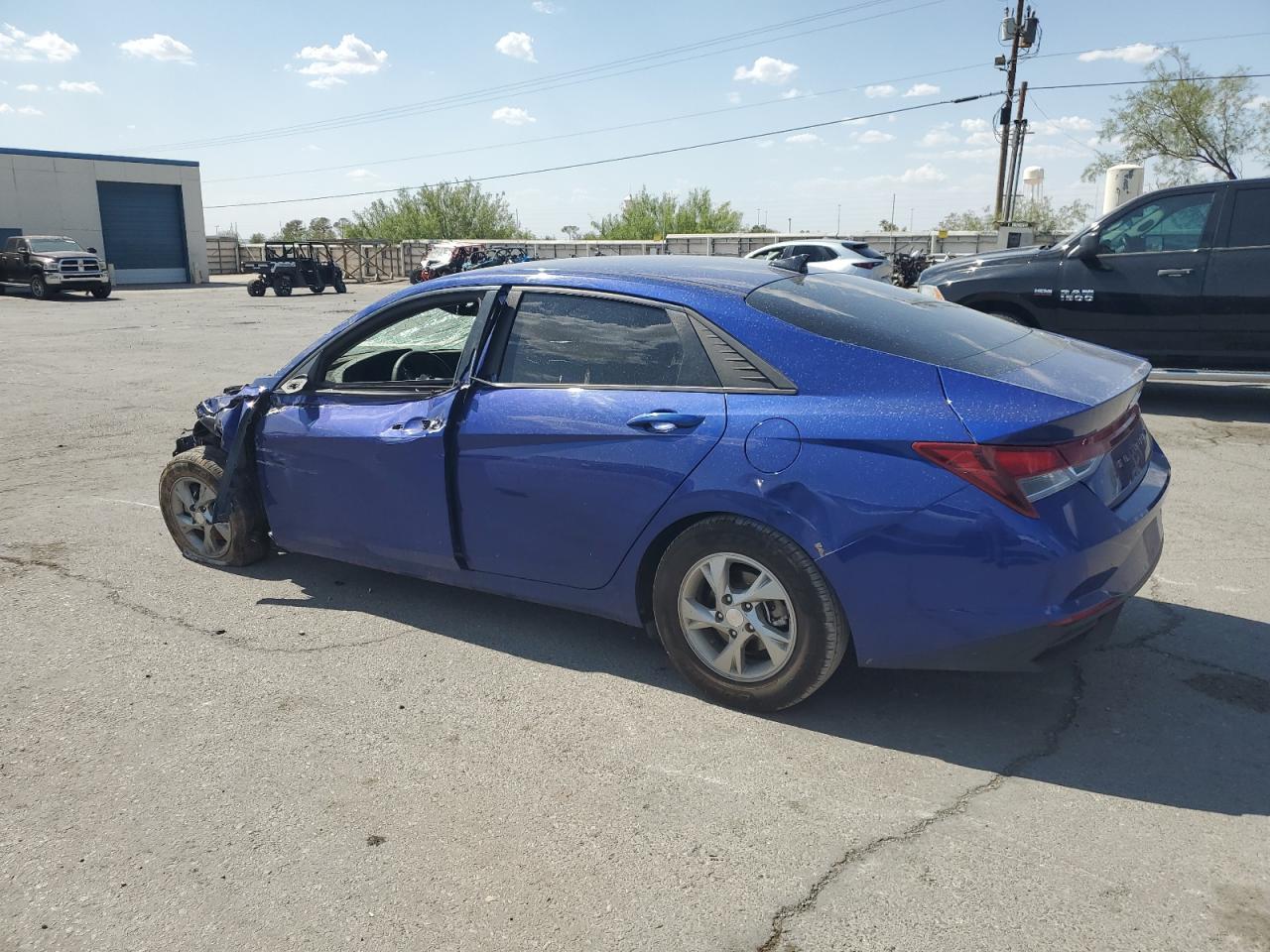 2021 Hyundai Elantra Se - Фото 2