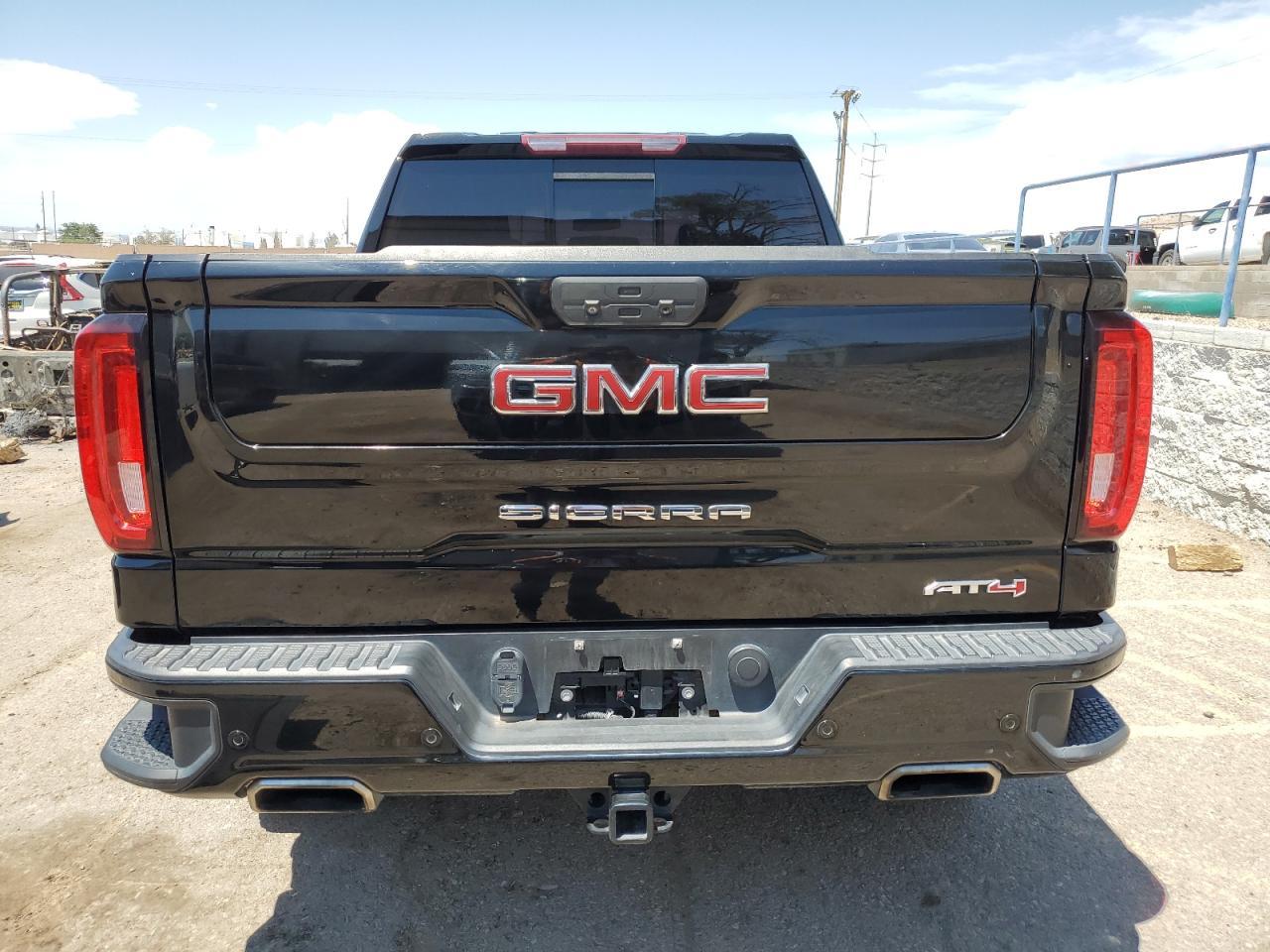 2020 GMC Sierra K1500 At4 - Фото 6