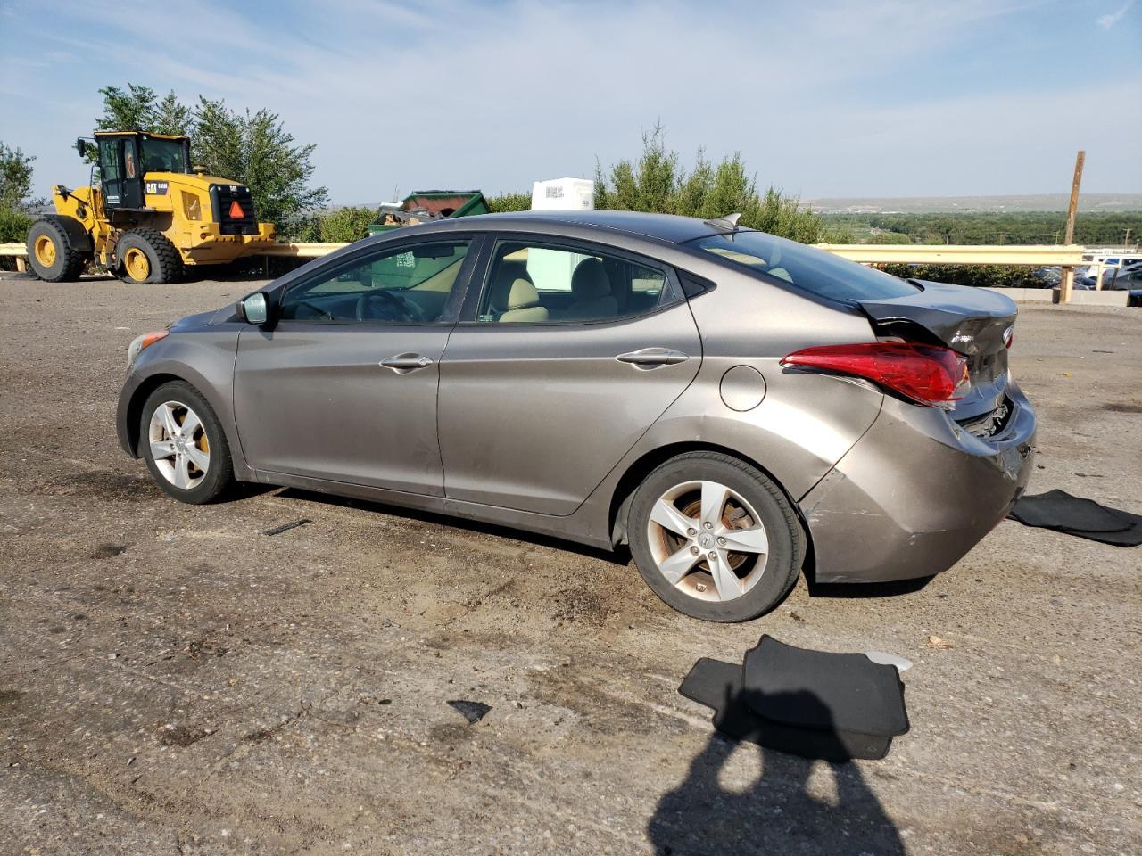 2013 Hyundai Elantra Gls - Image 2
