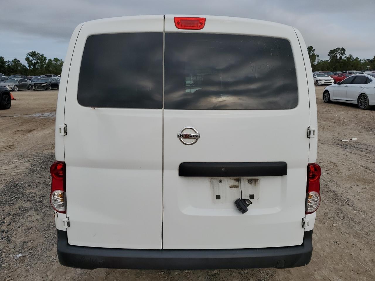 2015 Nissan Nv200 2.5S - Фото 6