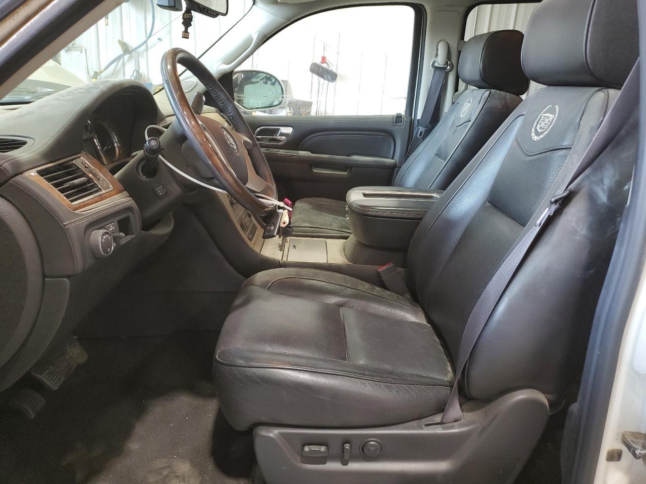 2014 Cadillac Escalade Esv Platinum - Image 7