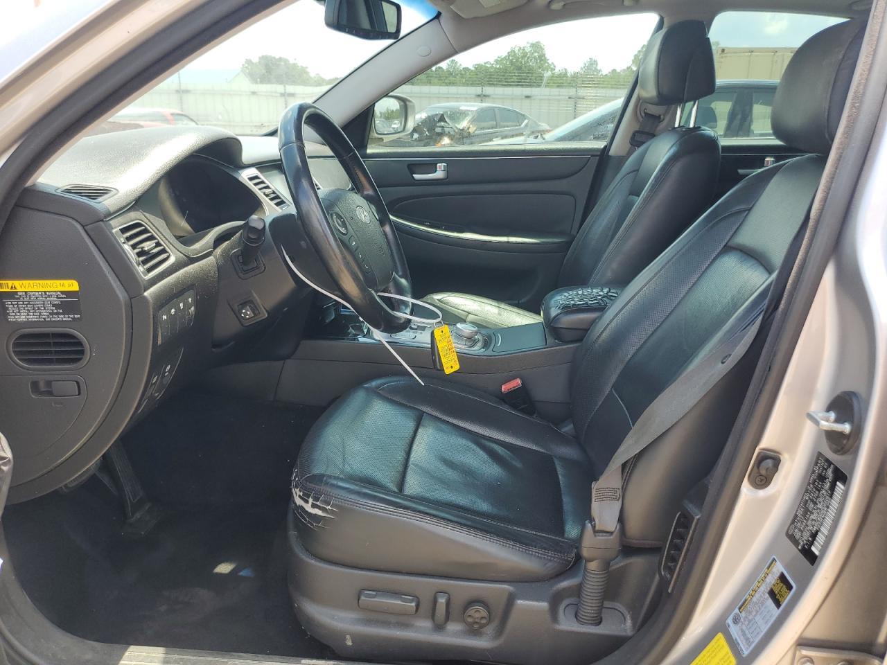 2013 Hyundai Genesis 3.8L - Фото 7