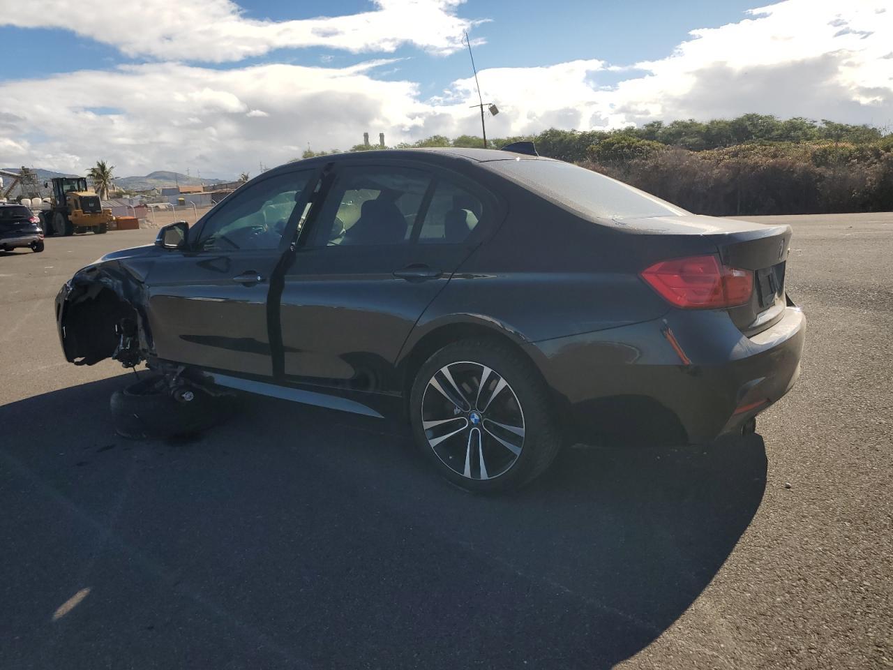 2015 BMW 328 I - Image 2