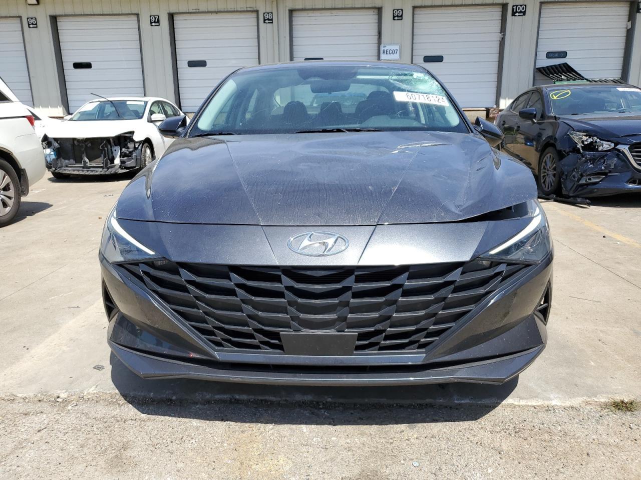 2022 Hyundai Elantra Sel - Фото 5