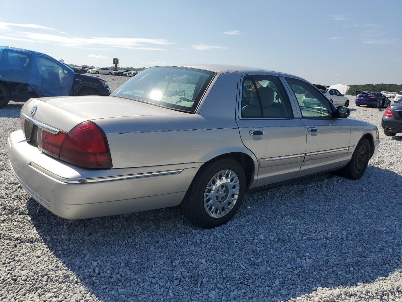 2004 Mercury Grand Marquis Gs - Фото 3