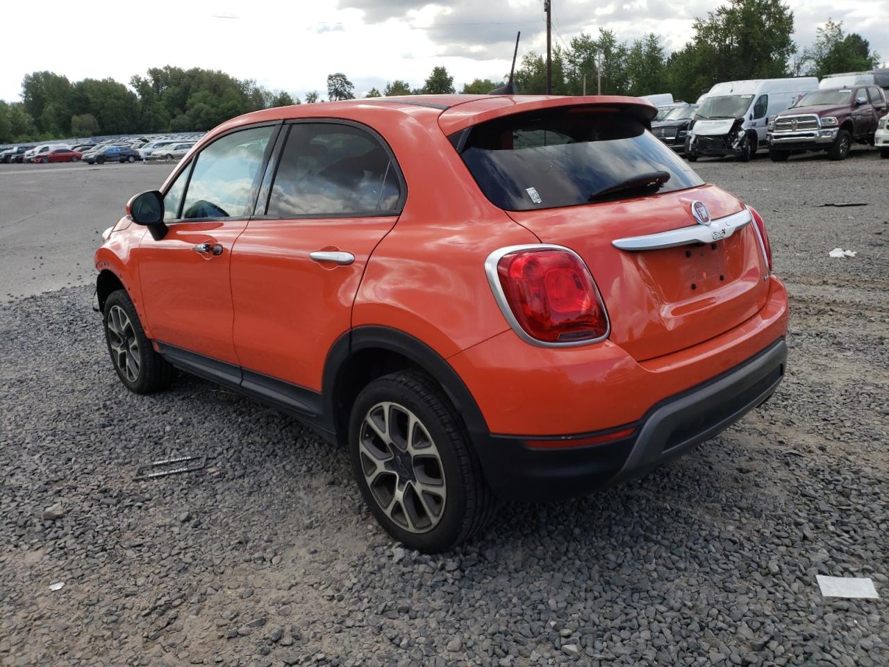 2018 Fiat 500X Trekking - Image 2