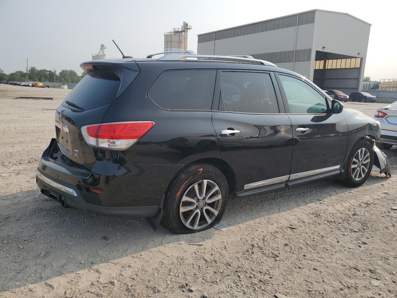 2013 Nissan Pathfinder S - Фото 3