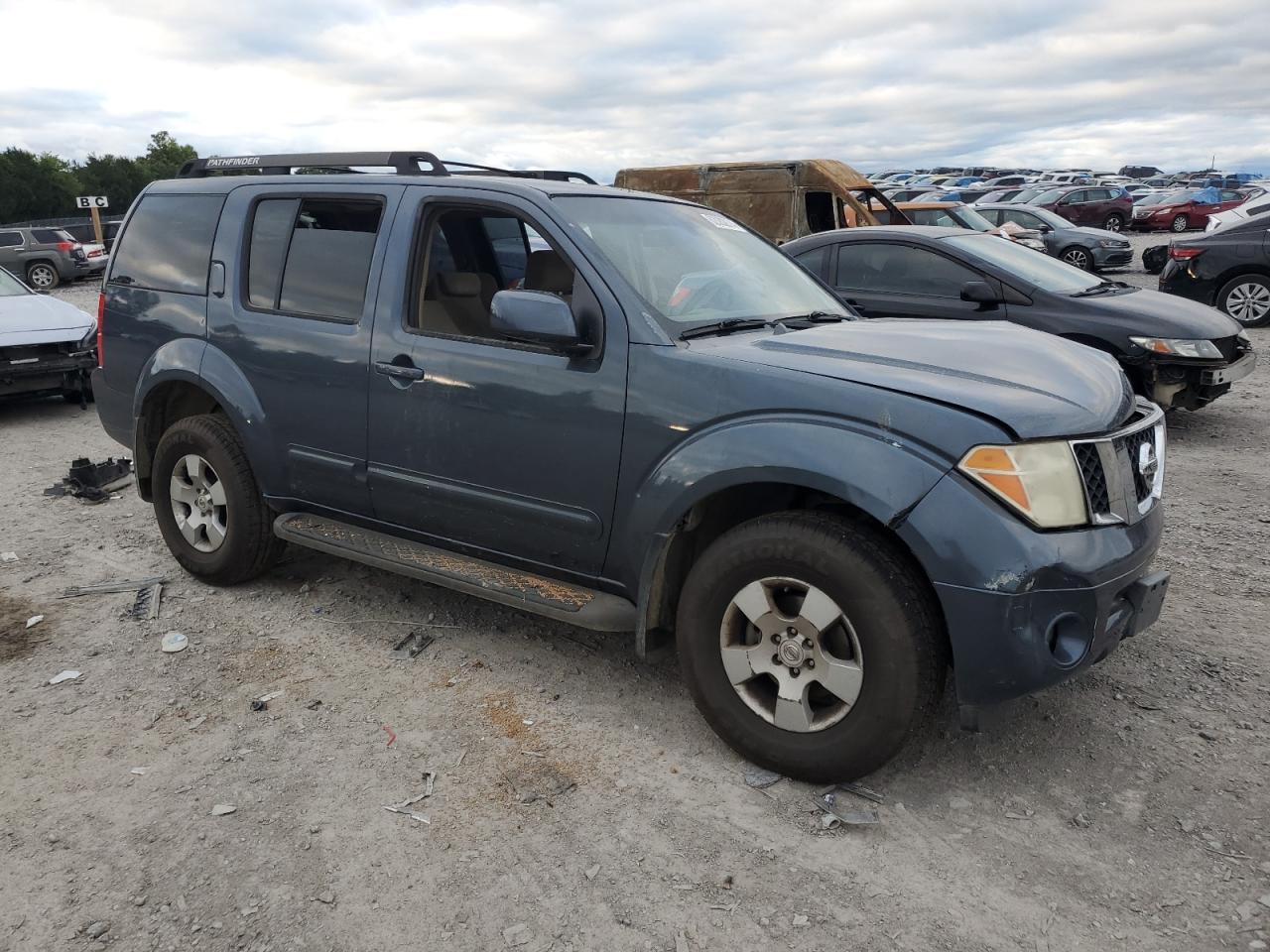 2007 Nissan Pathfinder Le - Image 4