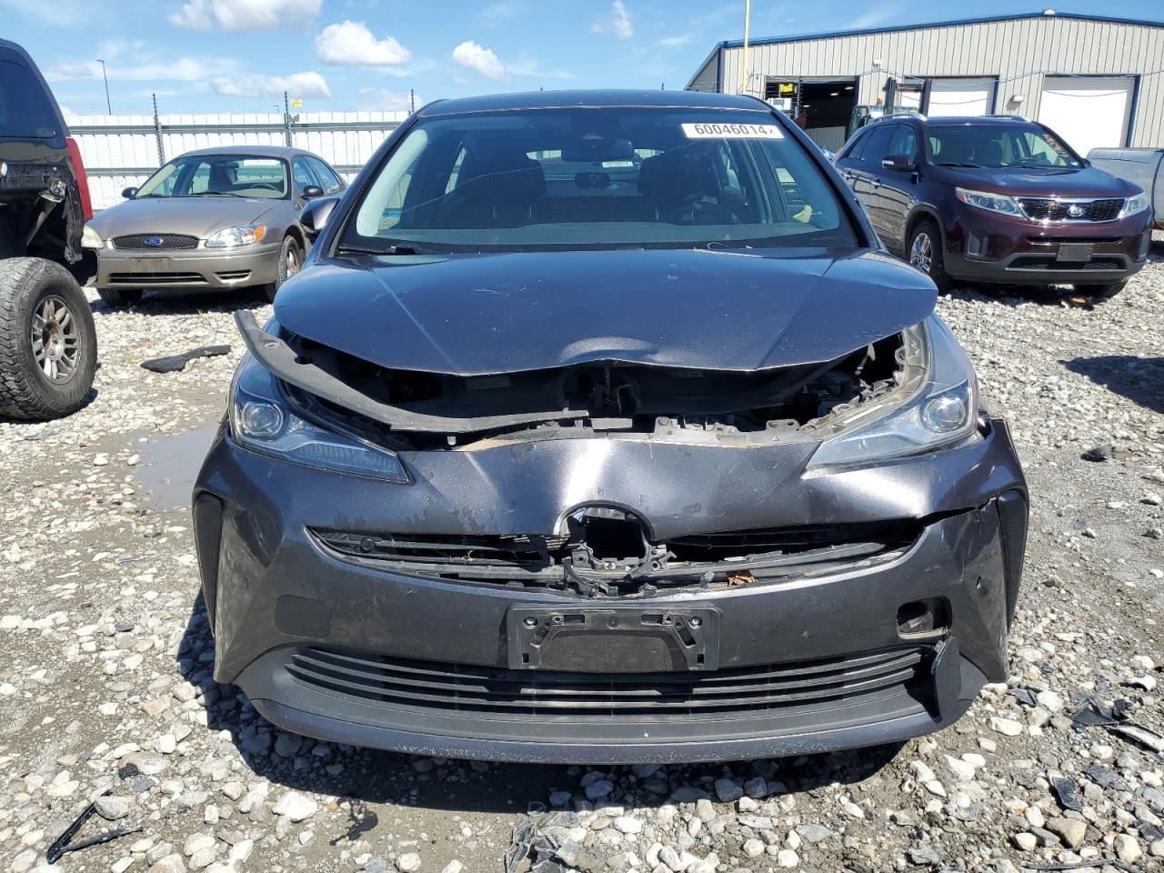 2019 Toyota Prius - Image 5