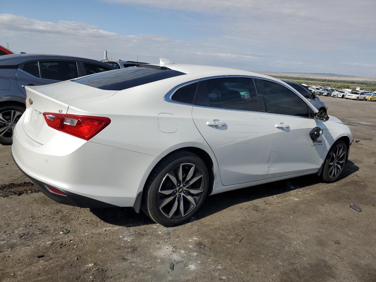 2017 Chevrolet Malibu Lt - Фото 3