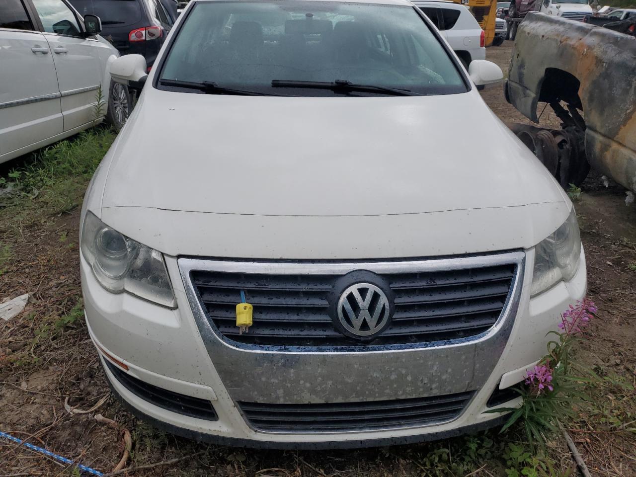 2007 Volkswagen Passat 2.0T - Фото 5