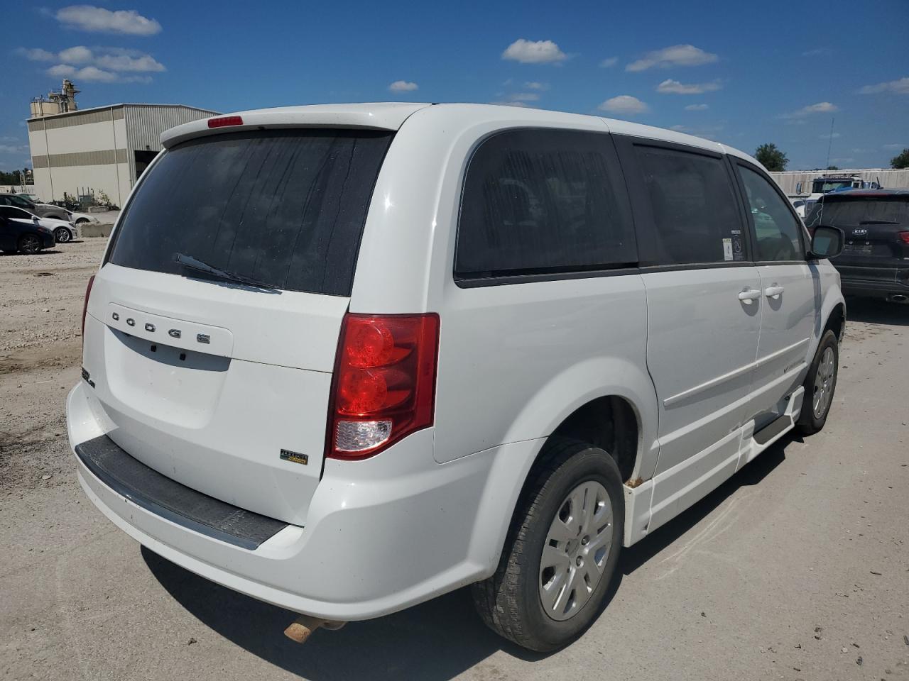 2017 Dodge Grand Caravan Se - Фото 3