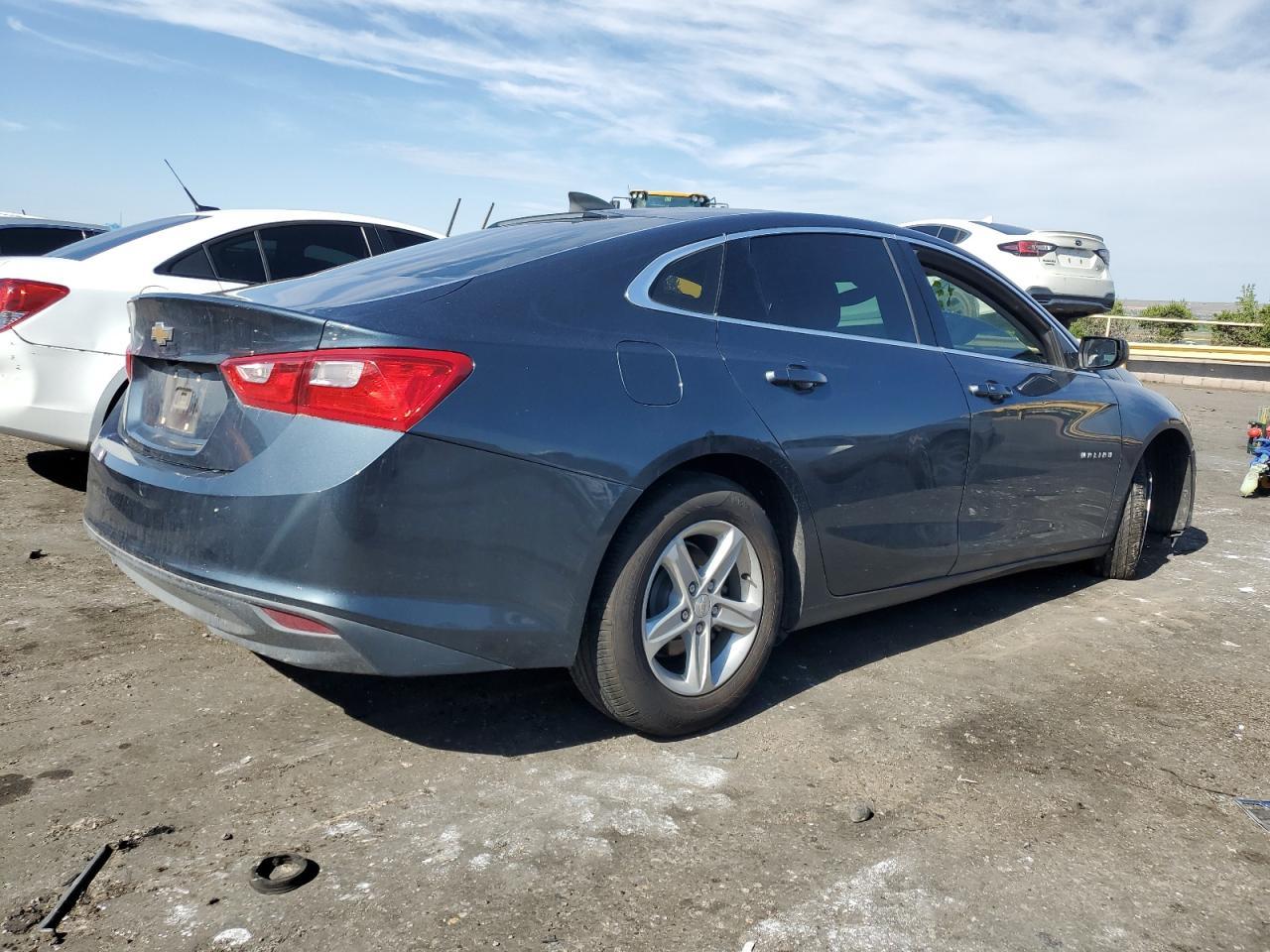 2019 Chevrolet Malibu Ls - Фото 3