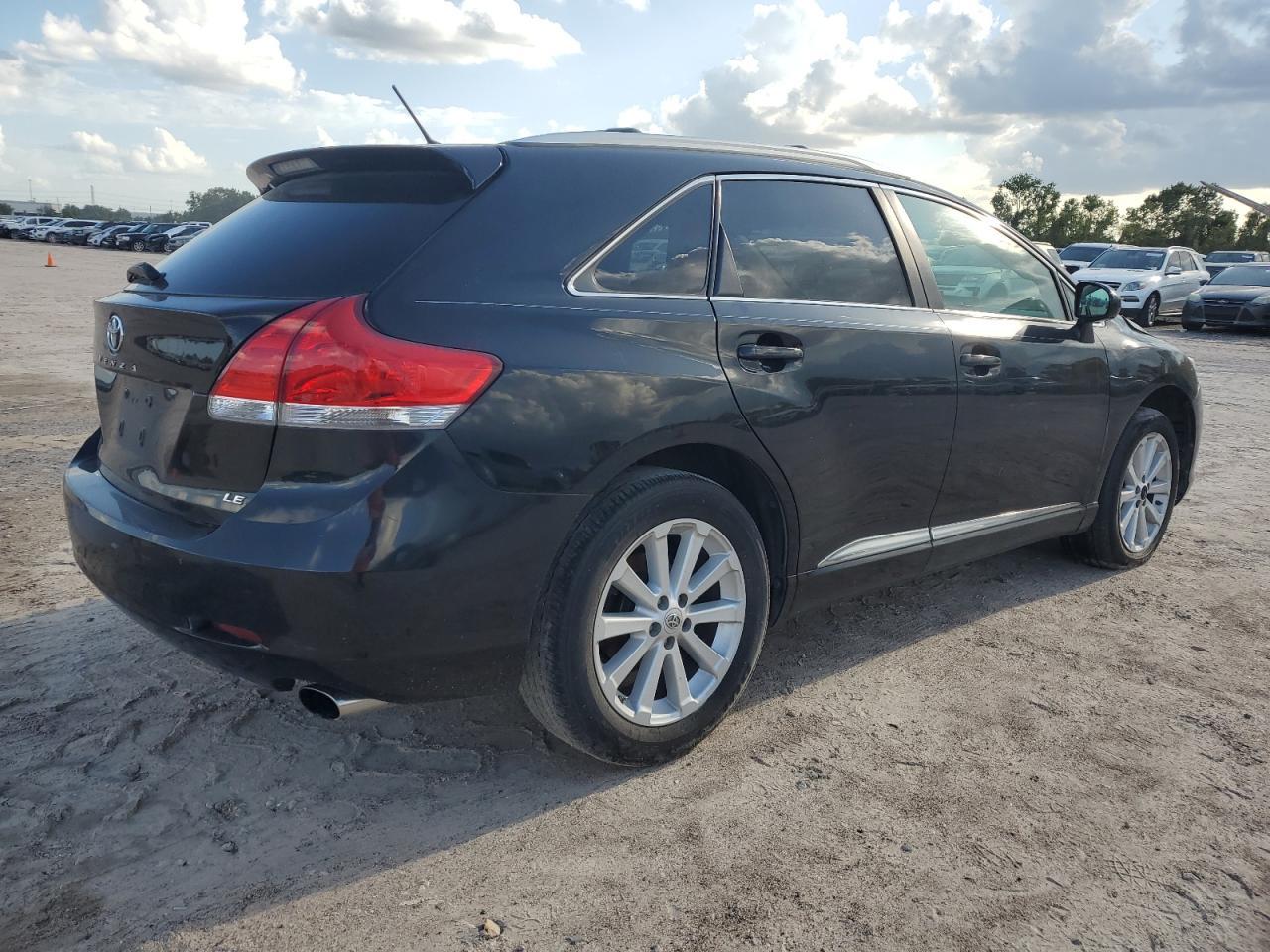 2012 Toyota Venza Le - Фото 3
