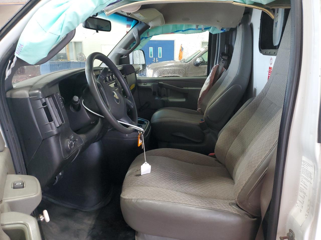 2018 Chevrolet Express G2500 - Фото 7