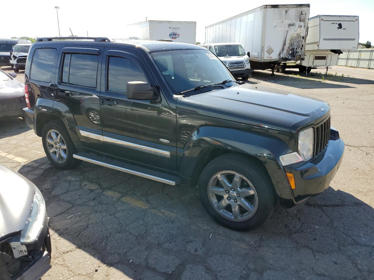 2012 Jeep Liberty Sport - Фото 4