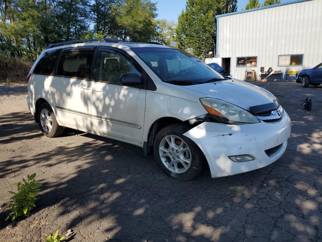 2006 Toyota Sienna - Фото 4
