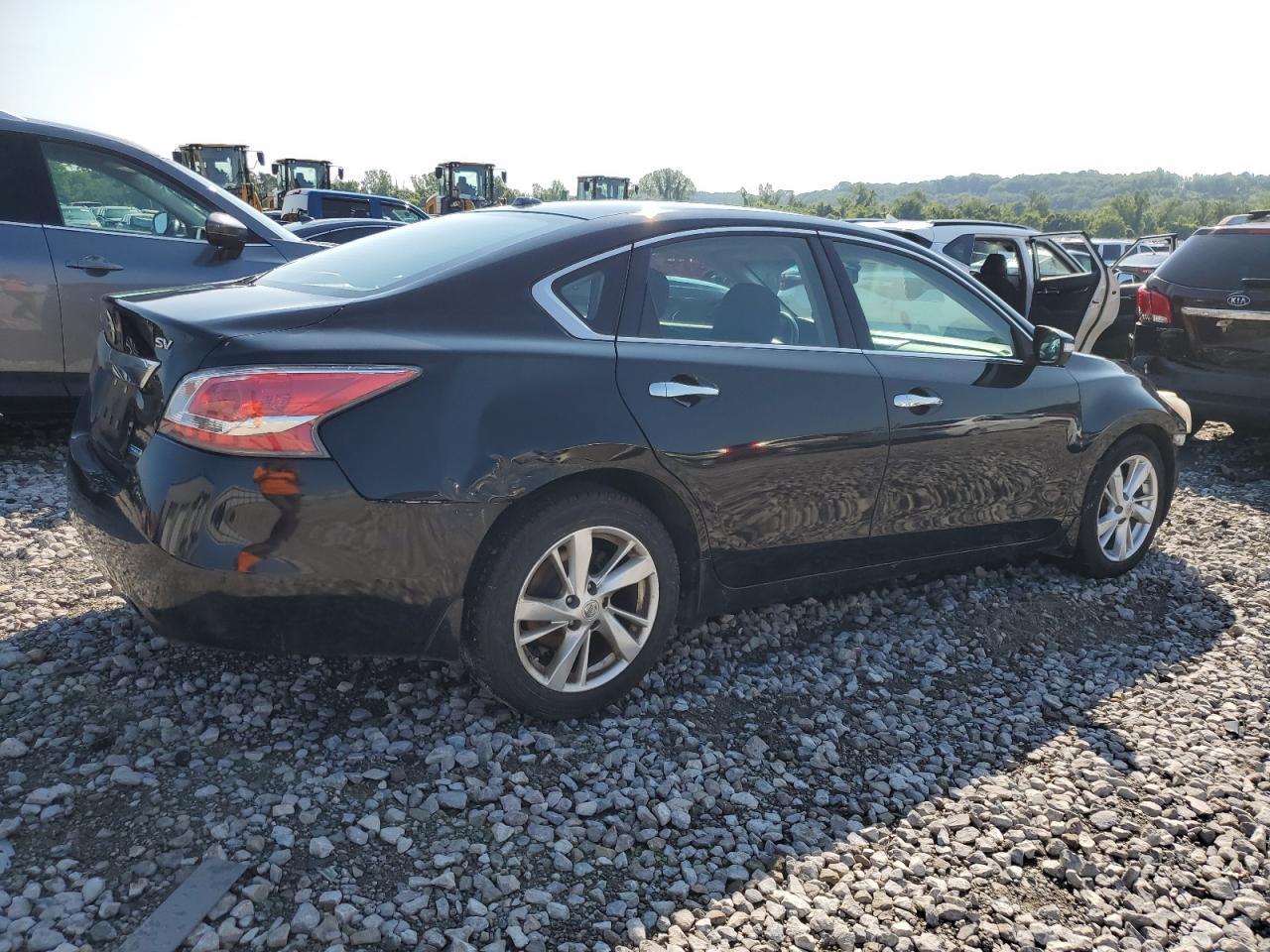 2014 Nissan Altima 2.5 - Image 3