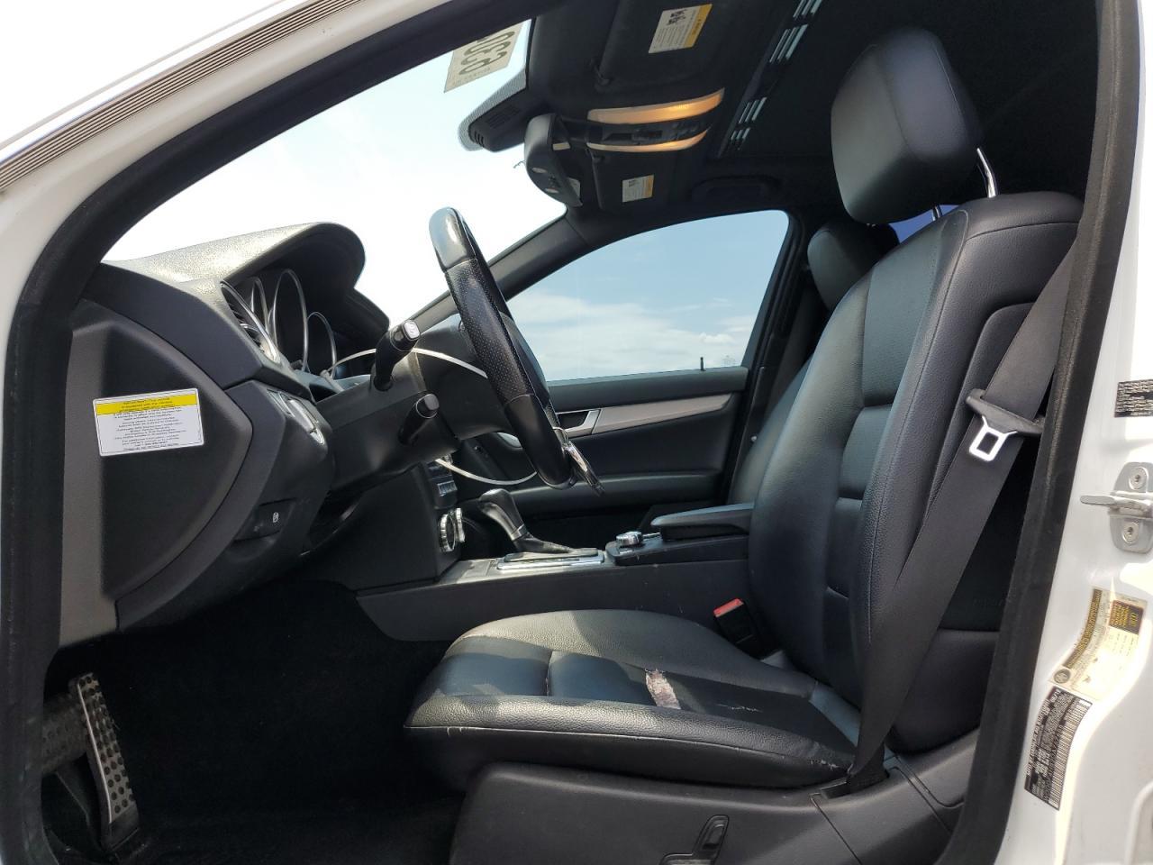 2013 Mercedes-Benz C 250 - Image 7