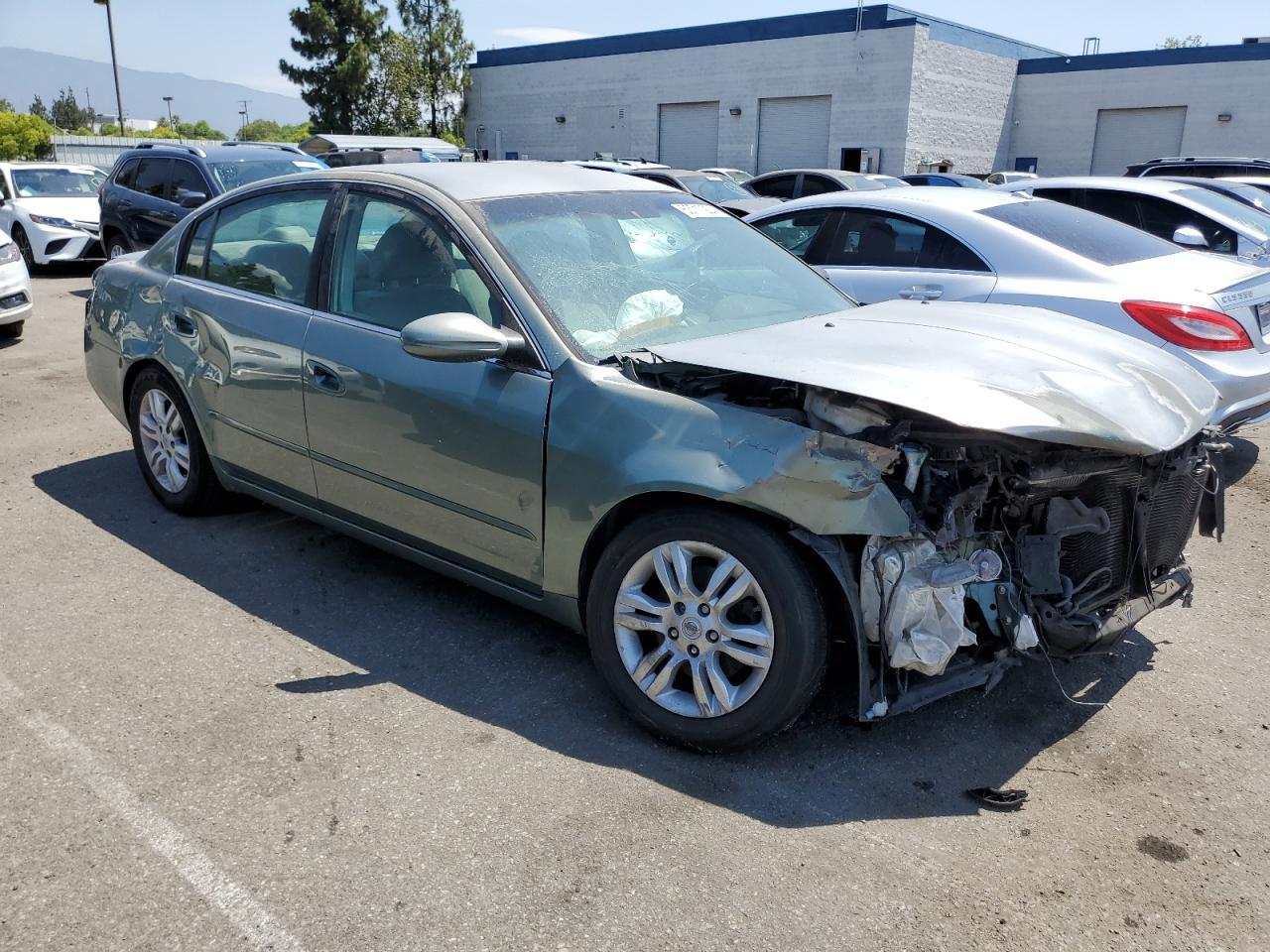 2005 Nissan Altima S - Image 4