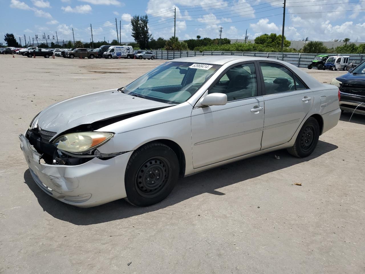 2004 Toyota Camry Le