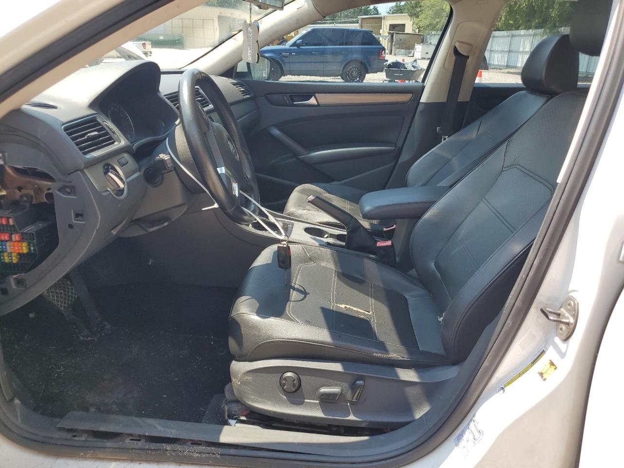 2014 Volkswagen Passat Se - Image 7