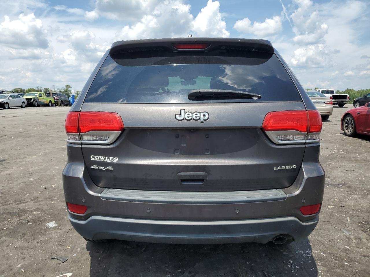 2017 Jeep Grand Cherokee Laredo - Image 6