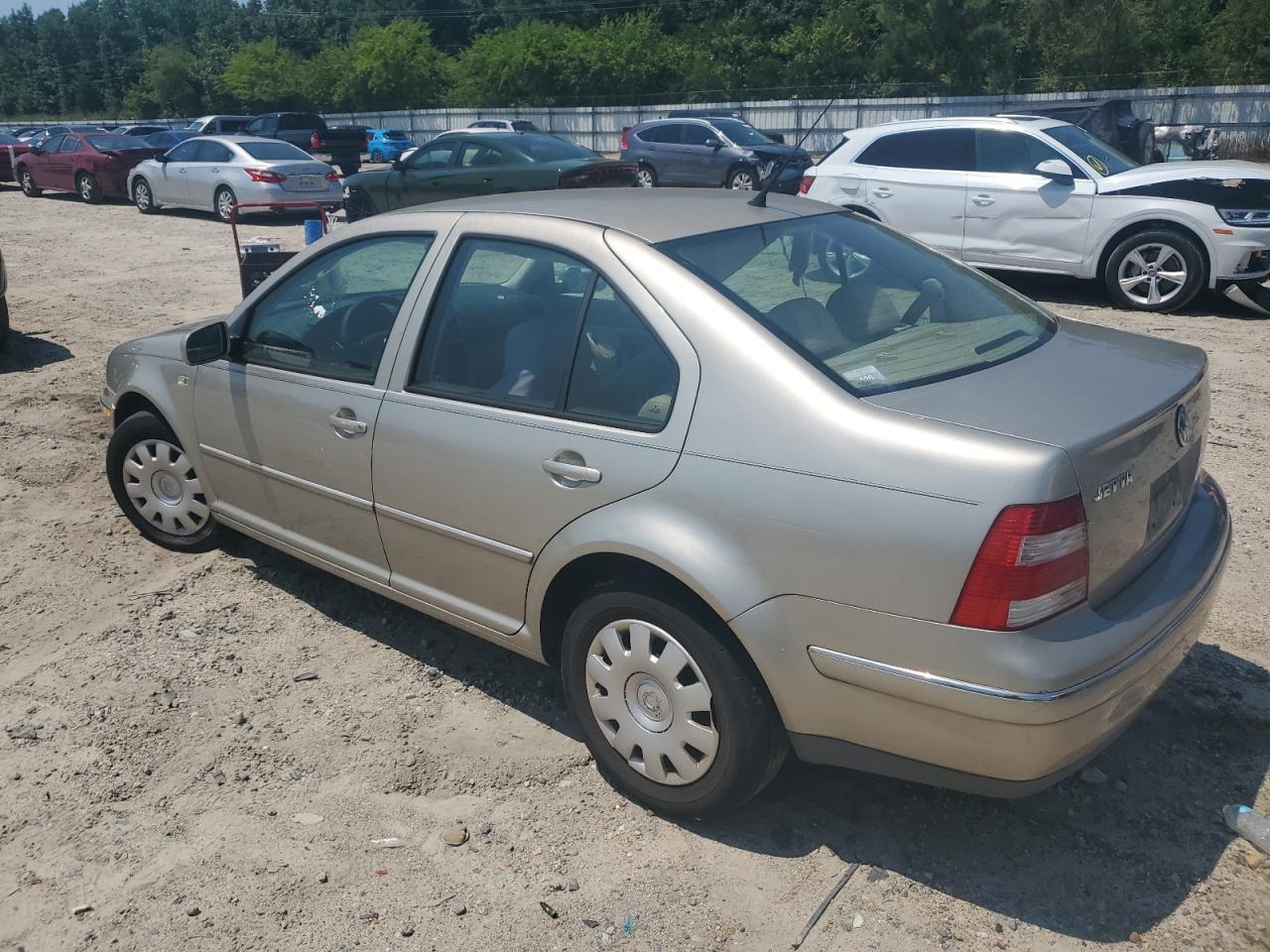 2005 Volkswagen Jetta Gl - Image 2
