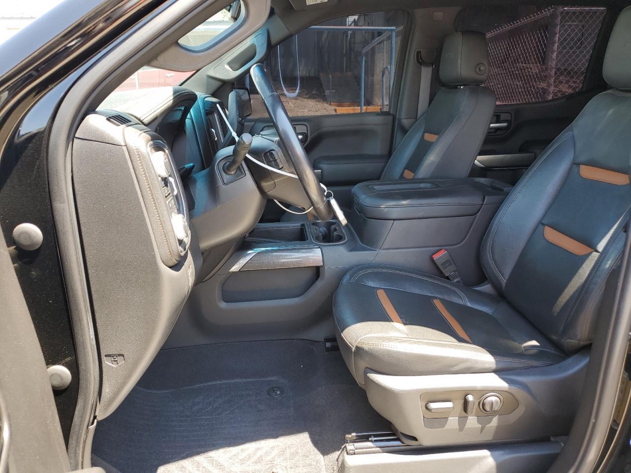 2020 GMC Sierra K1500 At4 - Фото 7