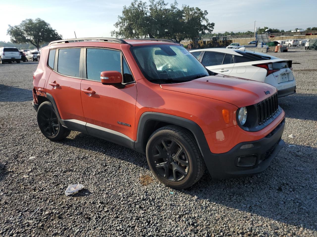 2018 Jeep Renegade Latitude - Фото 4