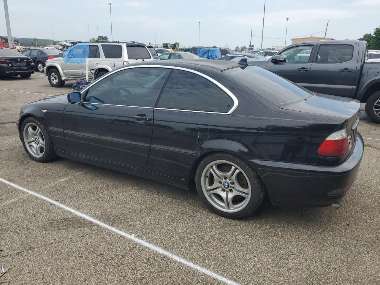 2004 BMW 330 Ci - Image 2