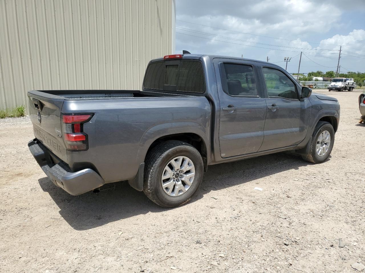 2022 Nissan Frontier S - Image 3