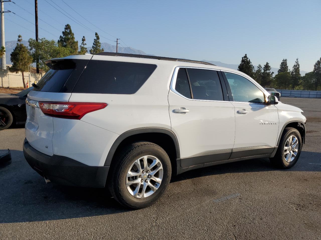 2019 Chevrolet Traverse Lt - Image 3