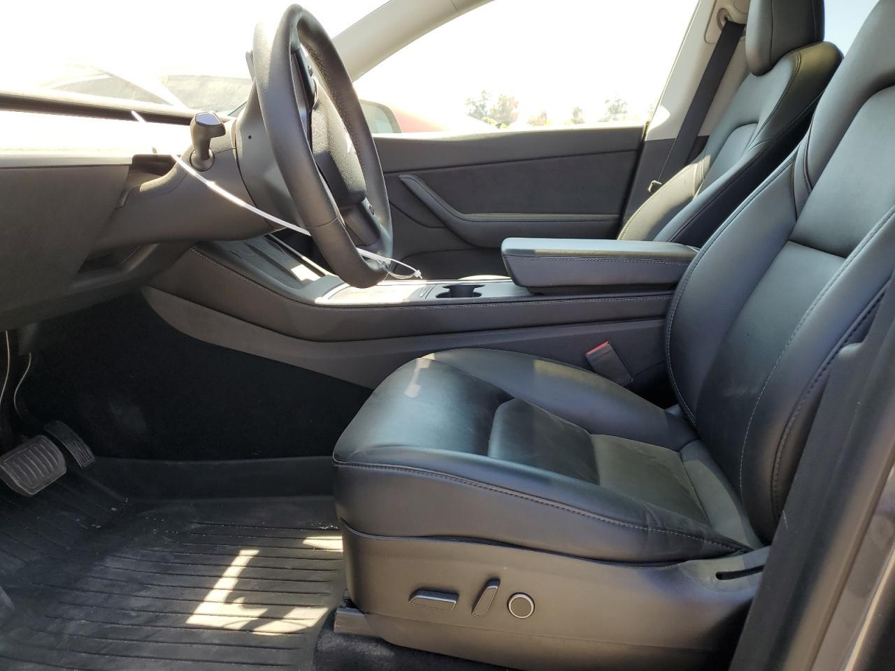 2022 Tesla Model Y - Фото 7
