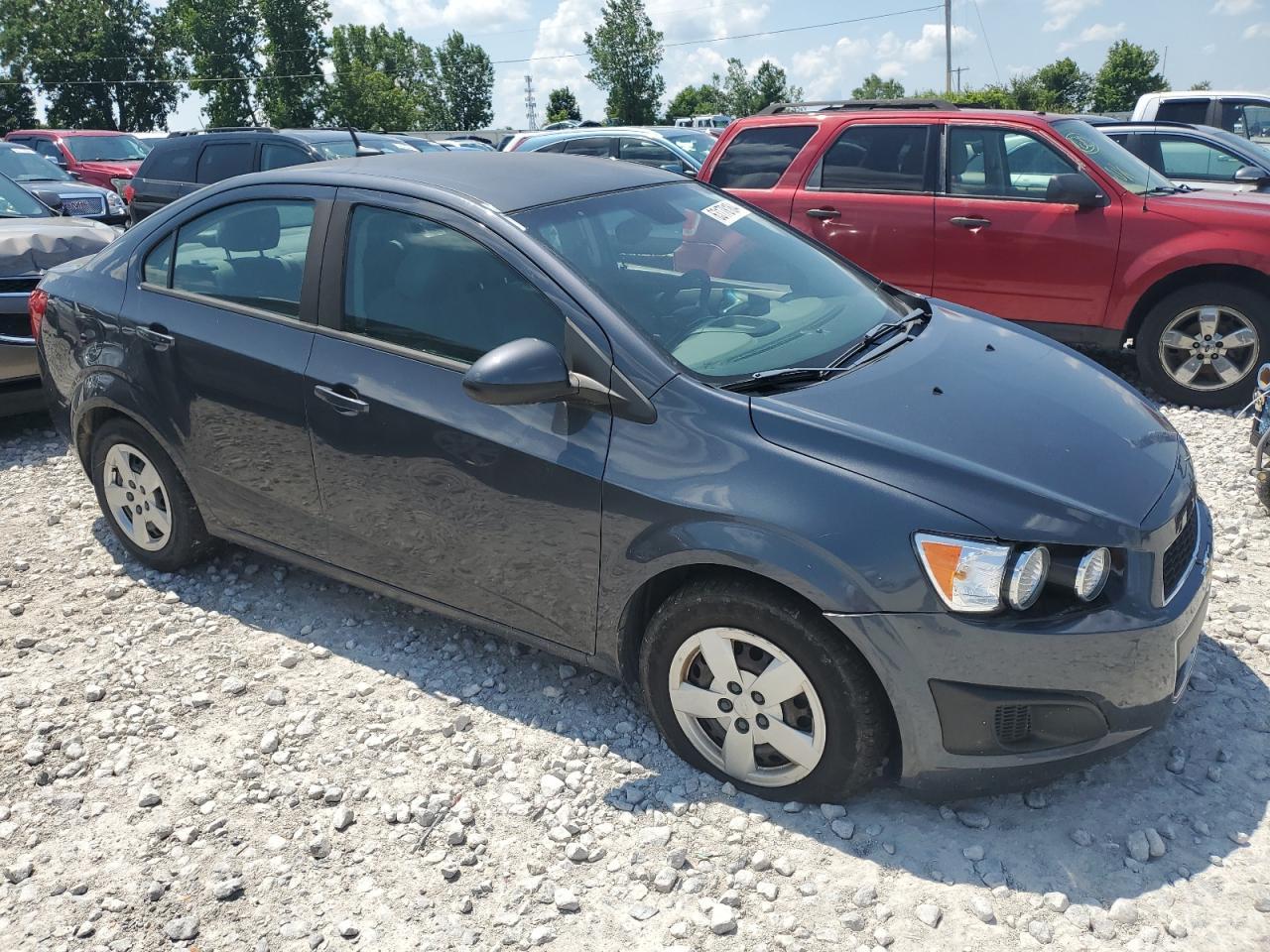 2013 Chevrolet Sonic Ls - Фото 4