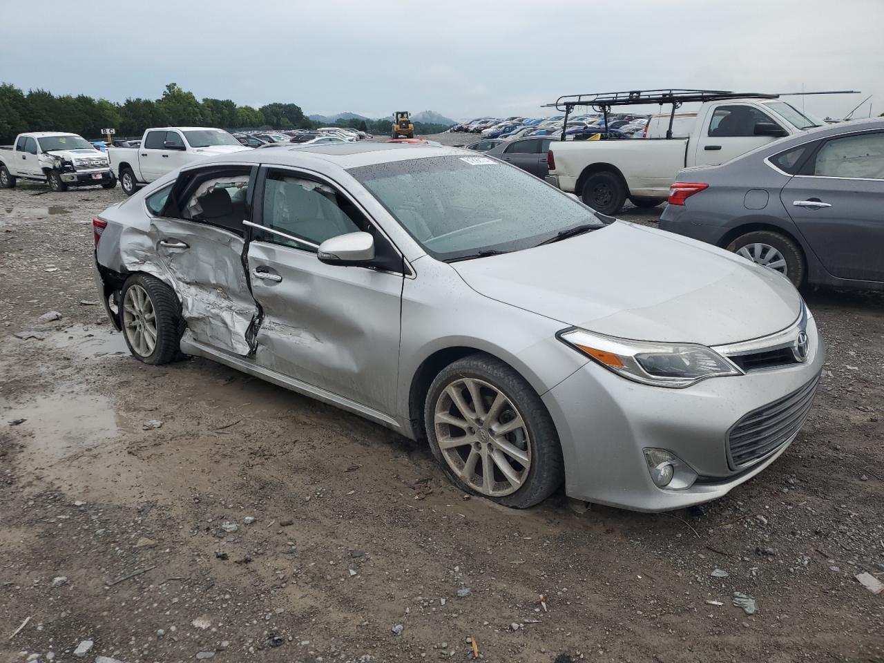 2013 Toyota Avalon Base - Image 4
