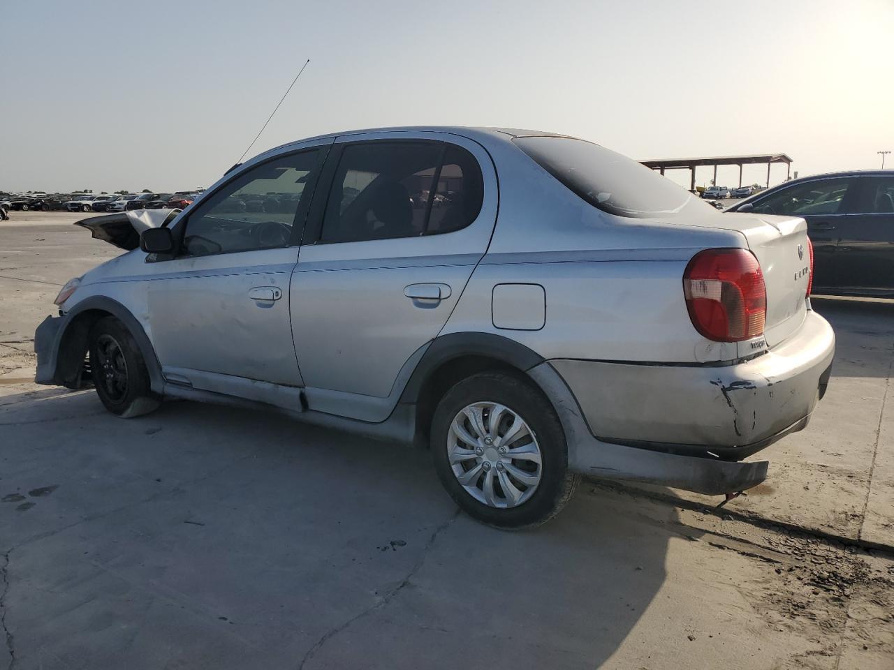 2000 Toyota Echo - Фото 2